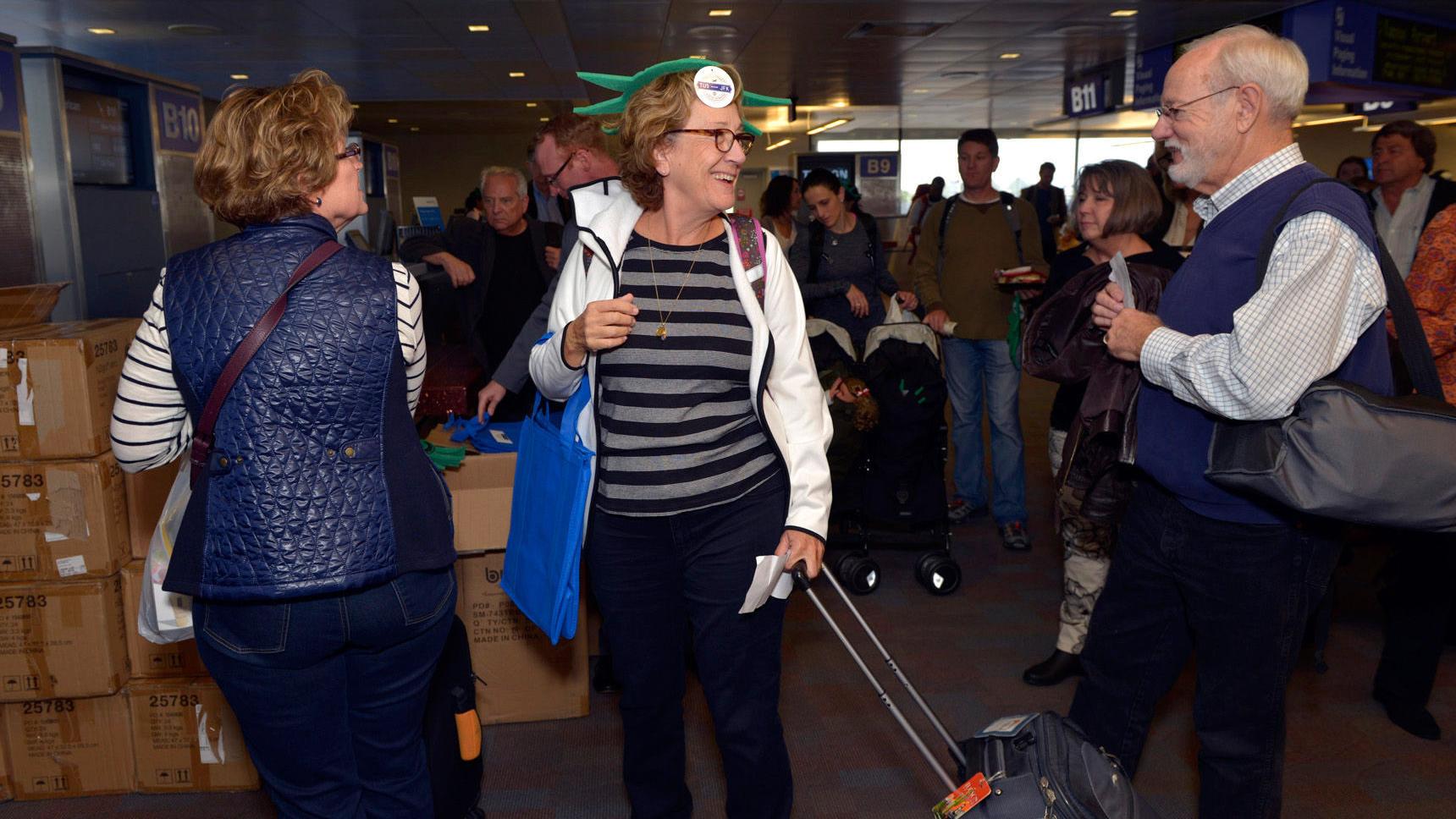 Tucson airport marks new daily nonstop flights to JFK